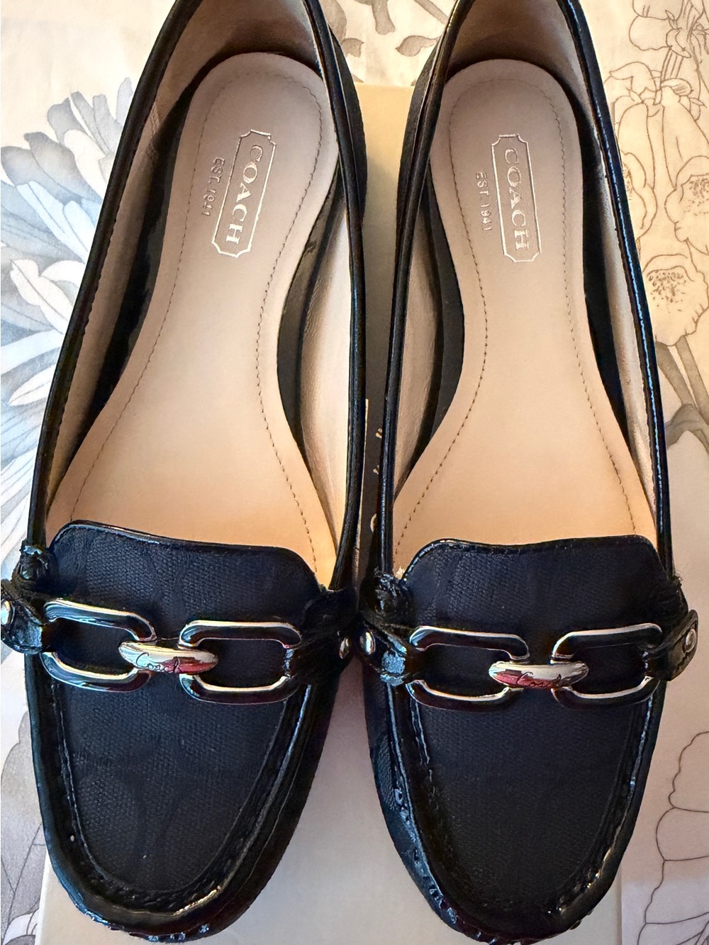 Coach Perri A2886 driving loafers, women’s size 6, black